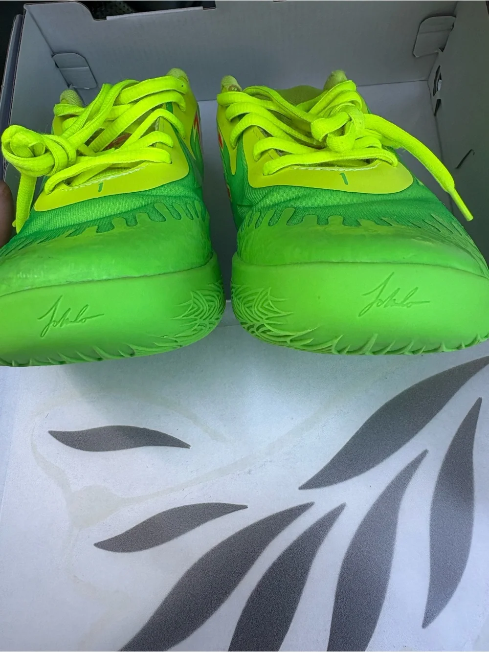Puma Nickelodeon Bright Neon Green Kids Sneakers size 3